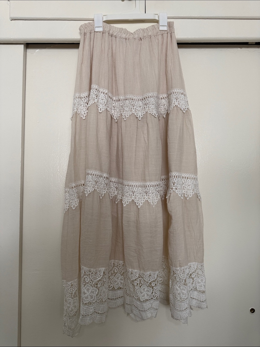 Italian design-Beige Boho Lace Tiered Cotton Maxi Skirt.